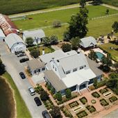The Cottonwood Manor