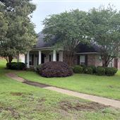 2855 Long Lake Dr.